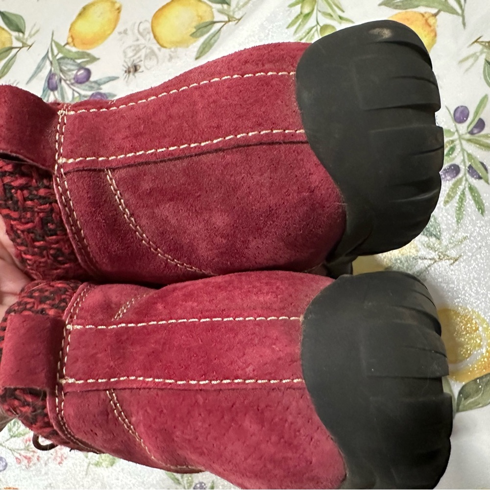 Propét Women's Red Ankle Boots (Wide fit) - Picture 3 of 4